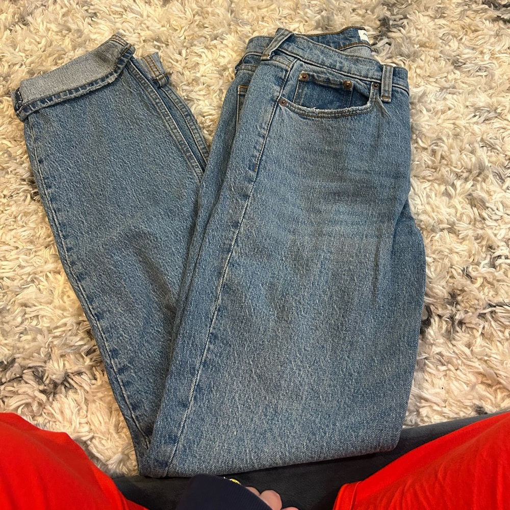 Abercrombie “90s straight mid rise” size 25 EXTRA LONG